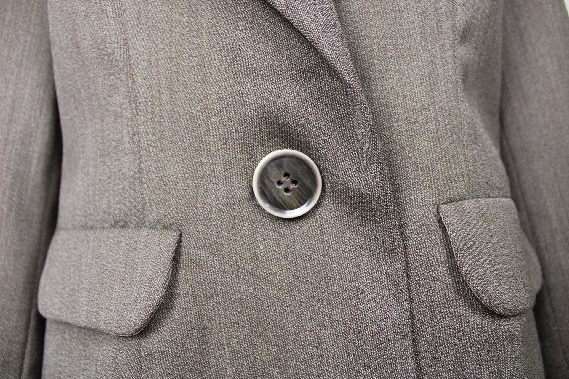 Tailored Jacket buttonhole detail